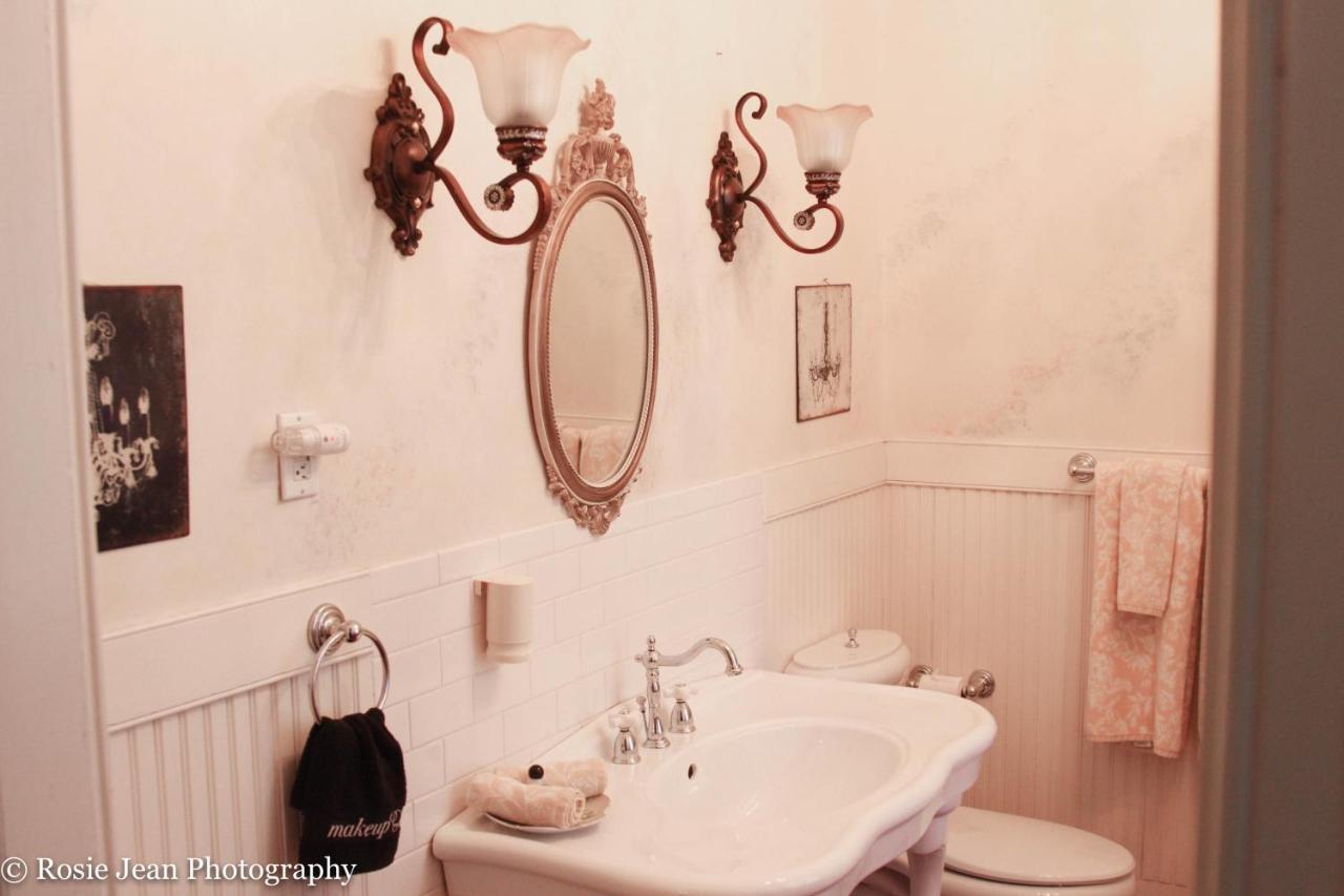 סאמרוויל Flowertown Bed And Breakfast מראה חיצוני תמונה